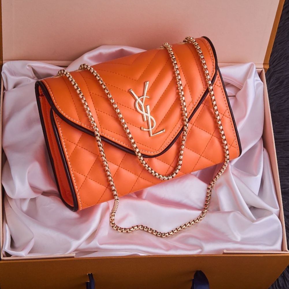 stores/383602cedce94c50c13c96a703e0f20b/products/m70AhoM1uS2WPZ5Jze65ik9KguHy48drO72ntZXs.jpeg