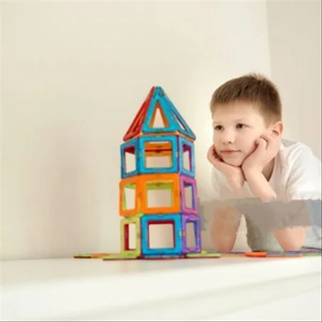JEUX DE CONSTRUCTION AIMANTÉS ET MAGNÉTIQUES