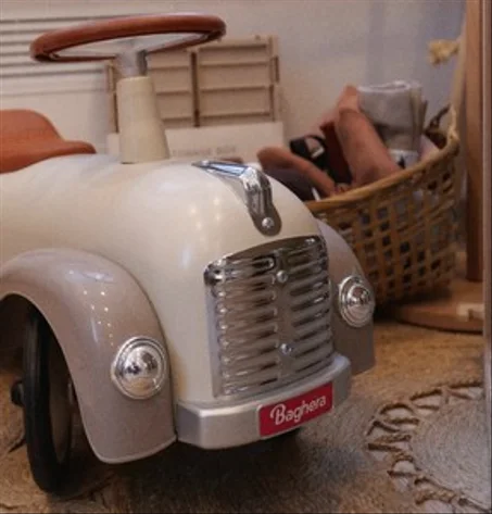 VÉHICULES D'EXTÉRIEUR