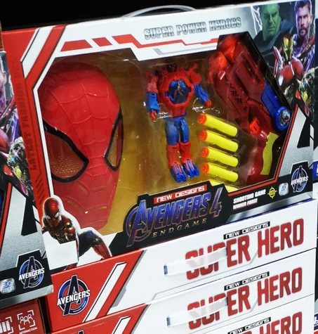 PISTOLET + MASK SPIDERMAN + TRANSFORMER