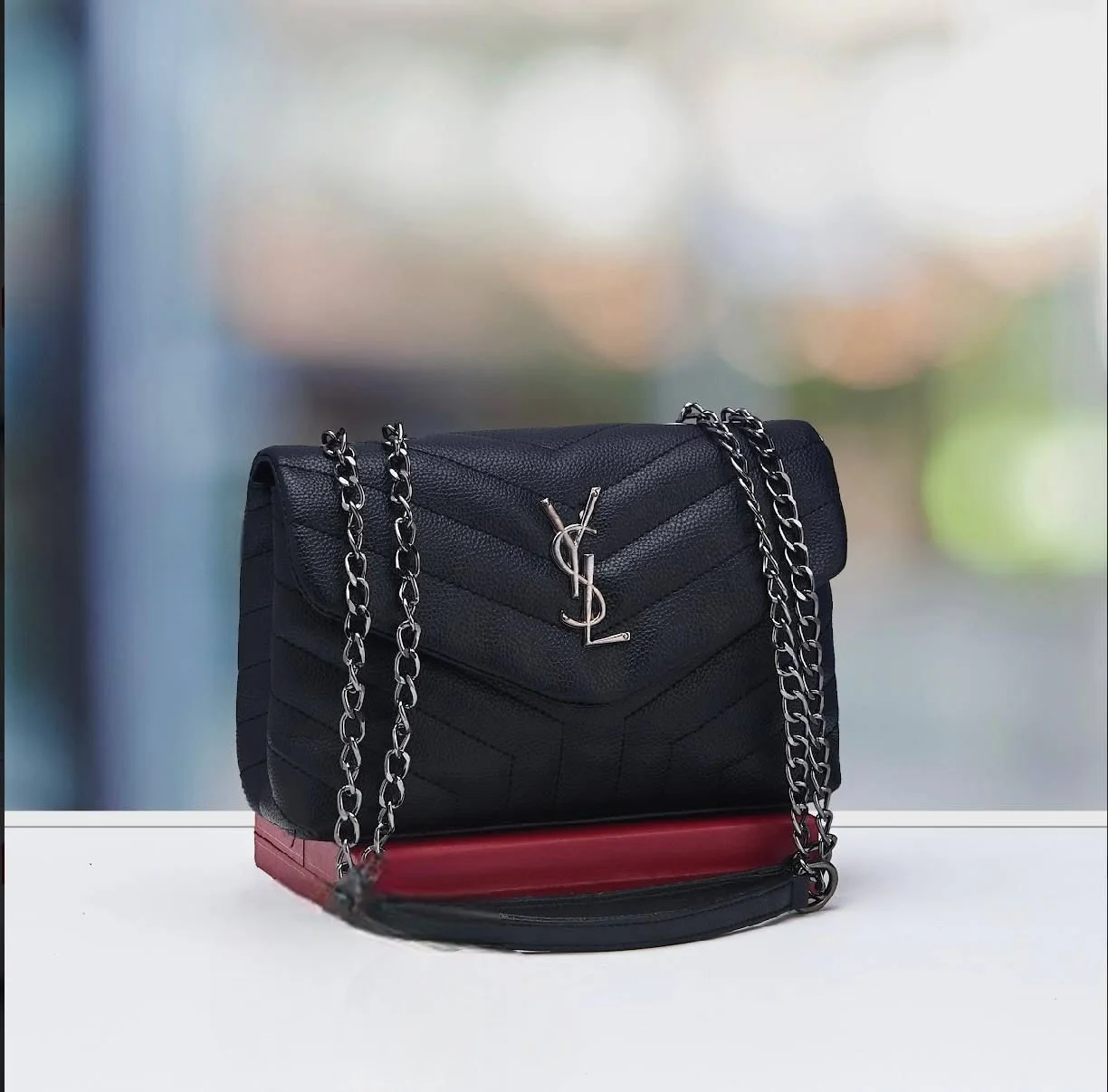 Sac à Main YSL – Chic et Sophistiqué