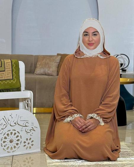 طقم للصلاة من قطعتين عباية مع فولار