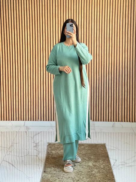 الموضة مع 2 بياس الأنيقة