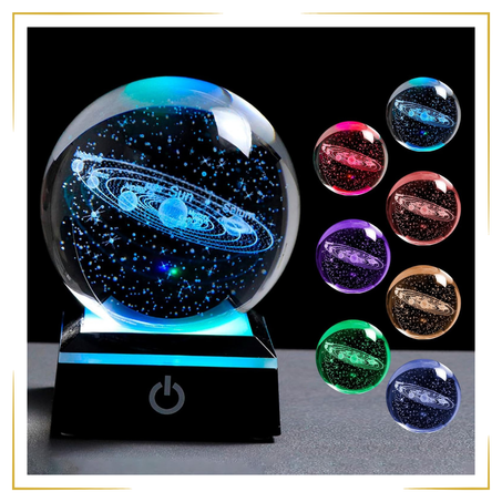 كرة كريستالية مضيئة