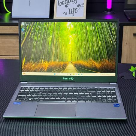 🇩🇪 Terra Mobile : Le Tank Allemand avec i7 (12e Gen) et 1 To SSD à Prix Choc !