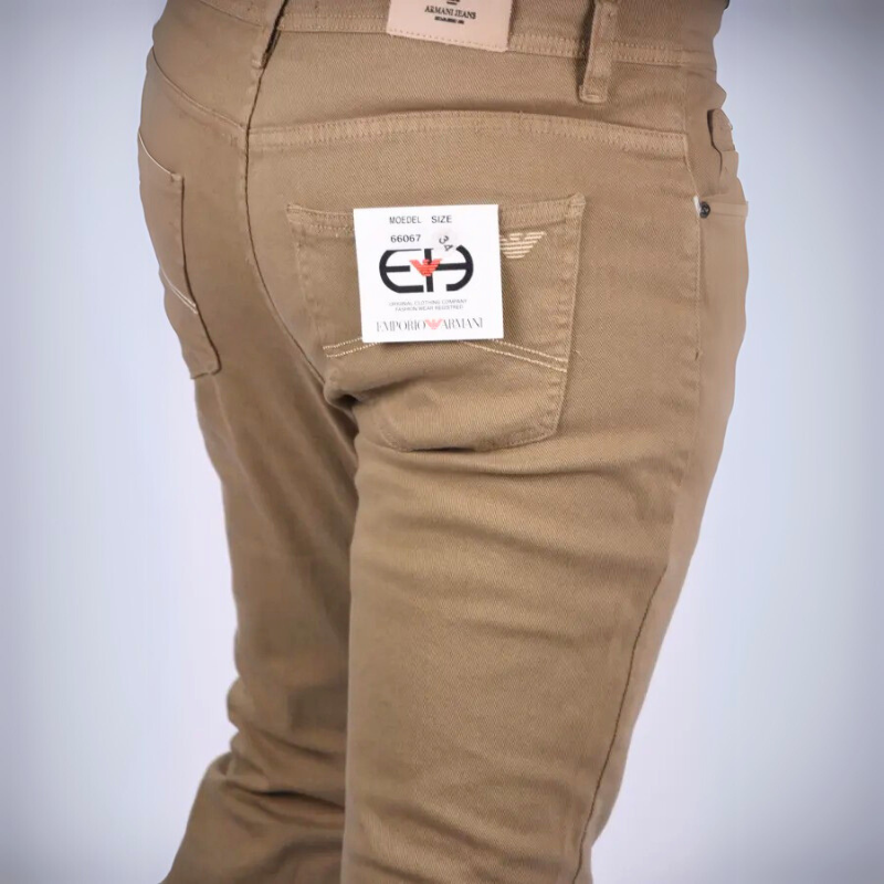 Pantalon en Toile Piqué Armani Coupe droite – Beige