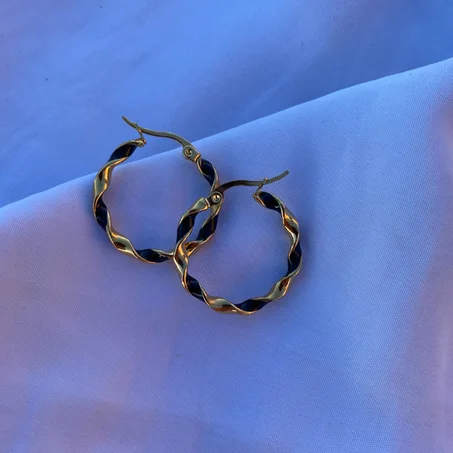 Boucles d'oreilles Créoles Torsadées Twist Noir & Or en Acier Inoxydable