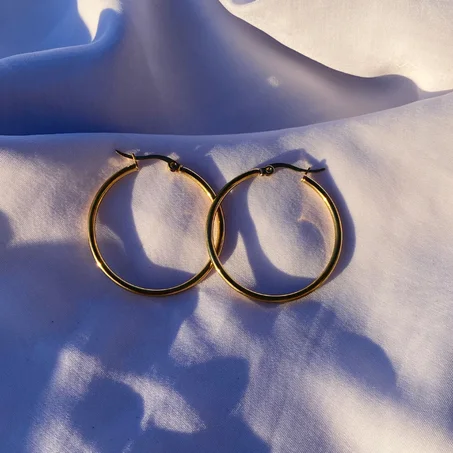 Boucles d'oreilles Créoles Basiques en Acier Inoxydable (Petit Modèle)
