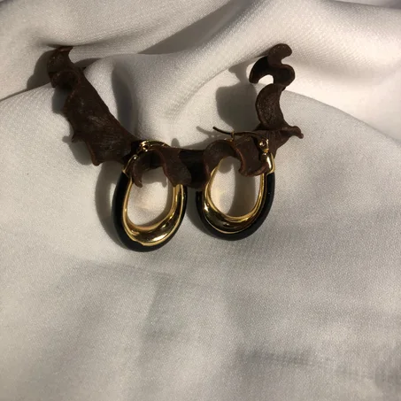 Boucles d'oreilles Créoles Ovales Noir & Or femme en Acier Inoxydable