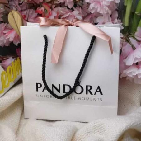 كيس باندورا بفيونكة