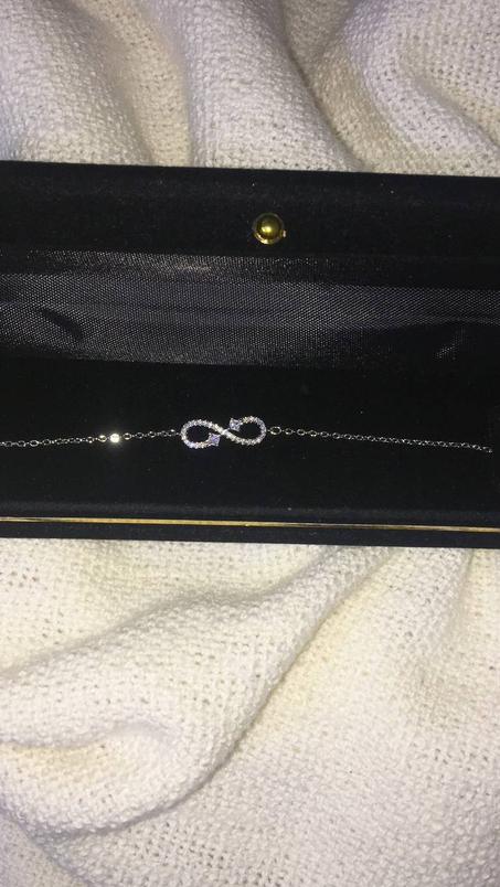 اسوارة الانفنتي