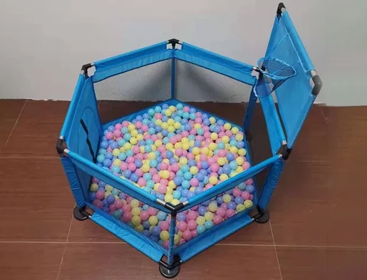 حظيرة ألعاب آمنة للأطفال بتصميم سداسي