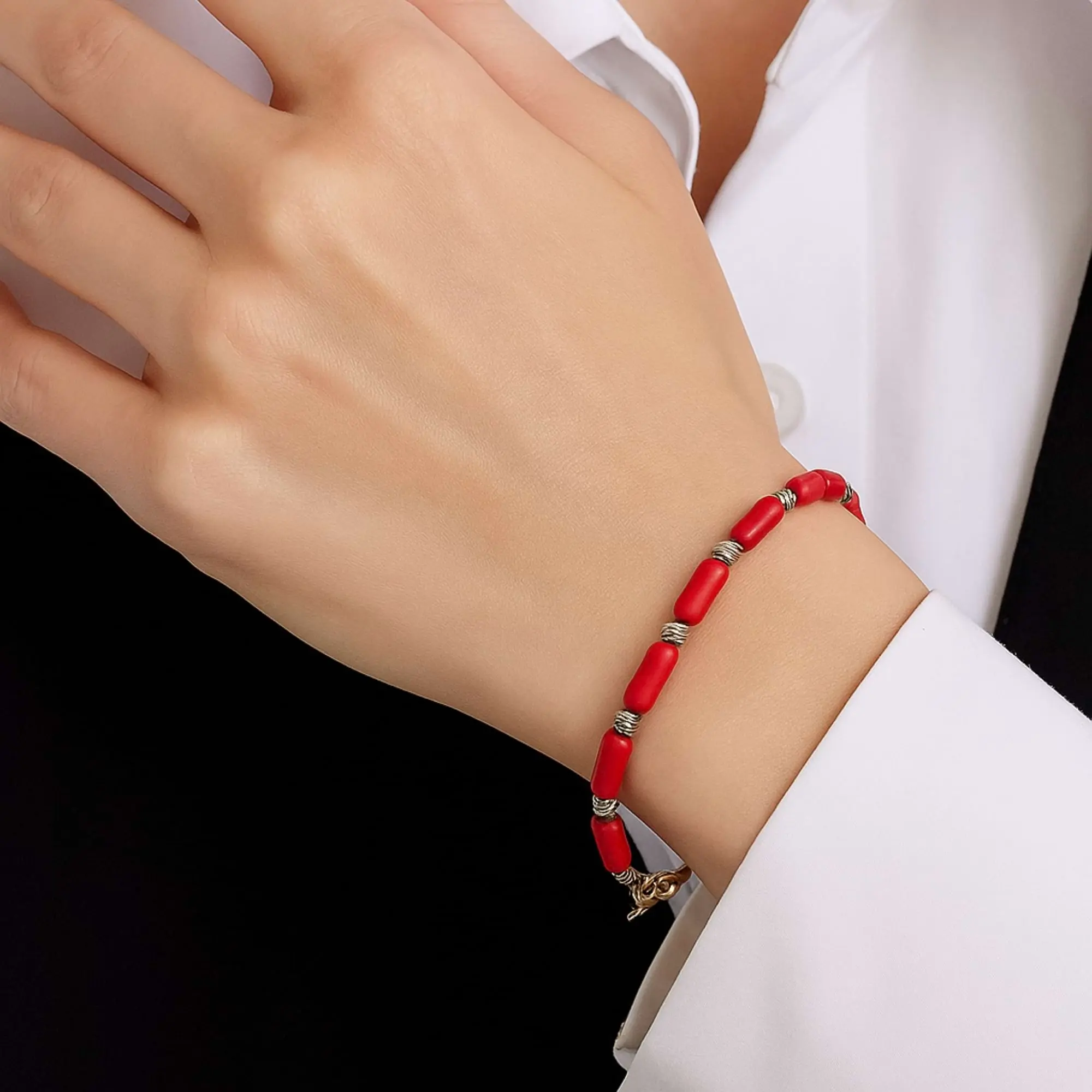 براسلي باريلوت من المرجان الأحمر الملكي