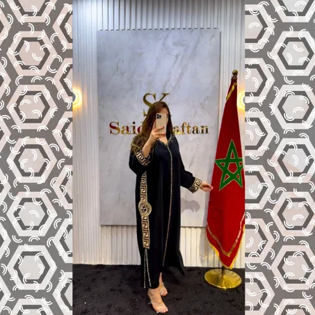 جلابة روعه ثوب كريب من طراز رفيع مخدوم بالعقيق