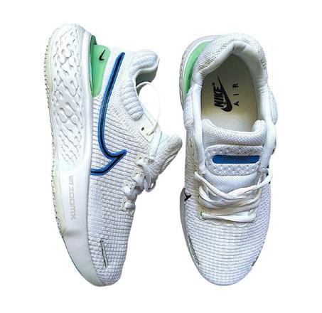 Nik ZMX Invincible Run Flyknit 2 blanche
