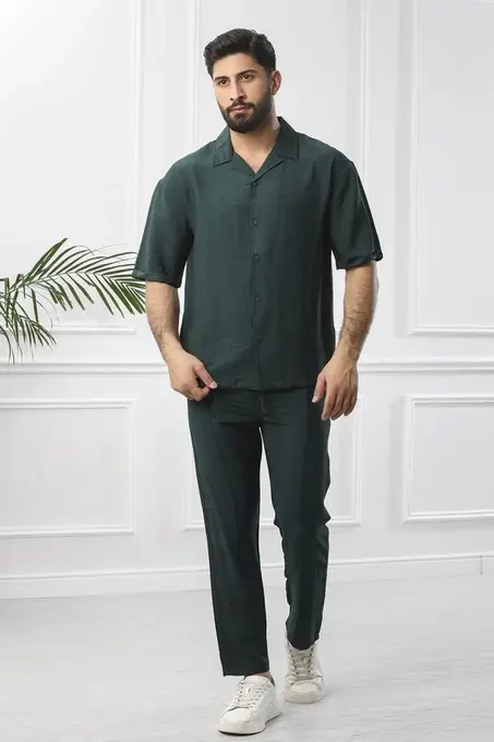 ملابس رجالية