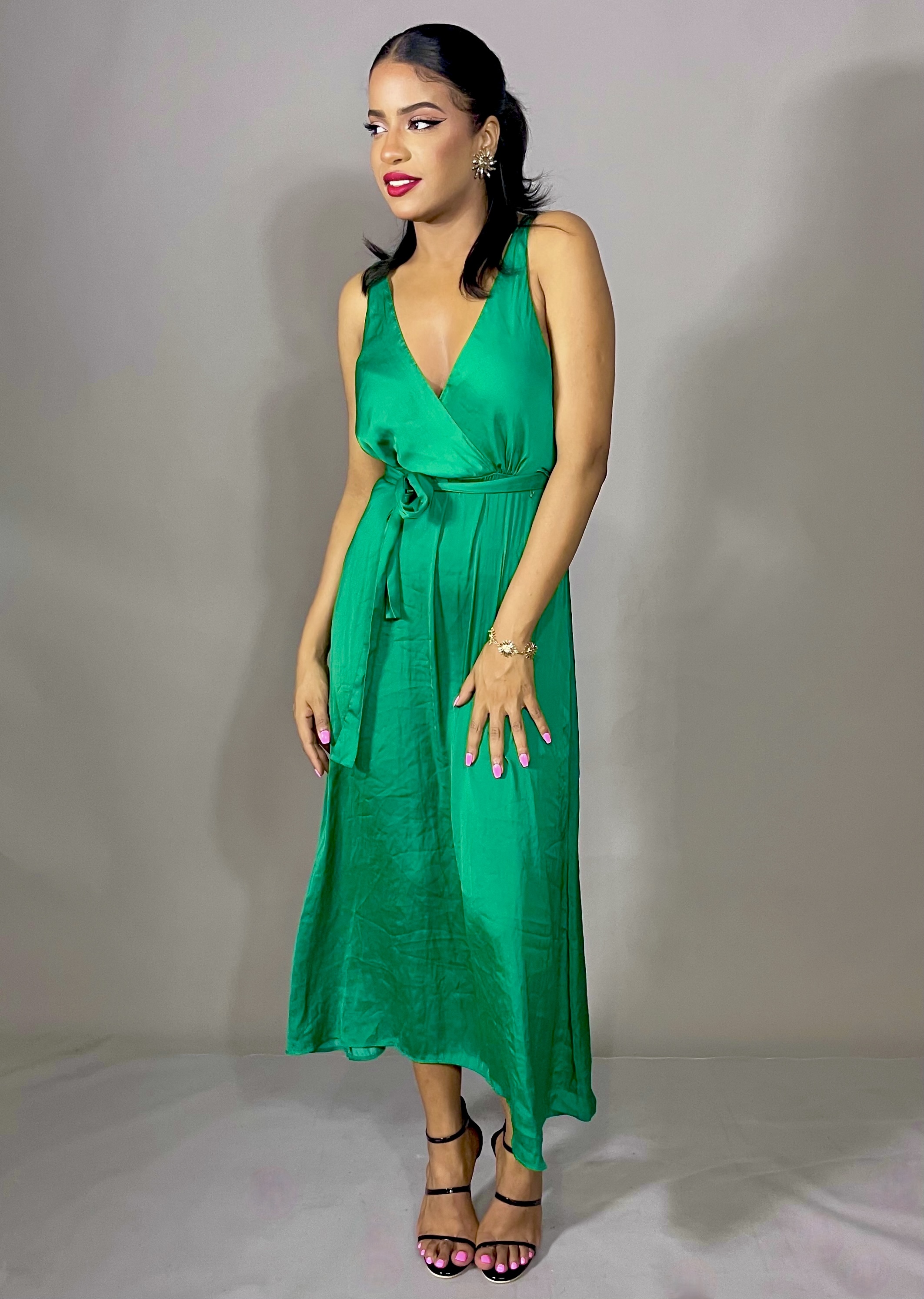 Robe verte en satin