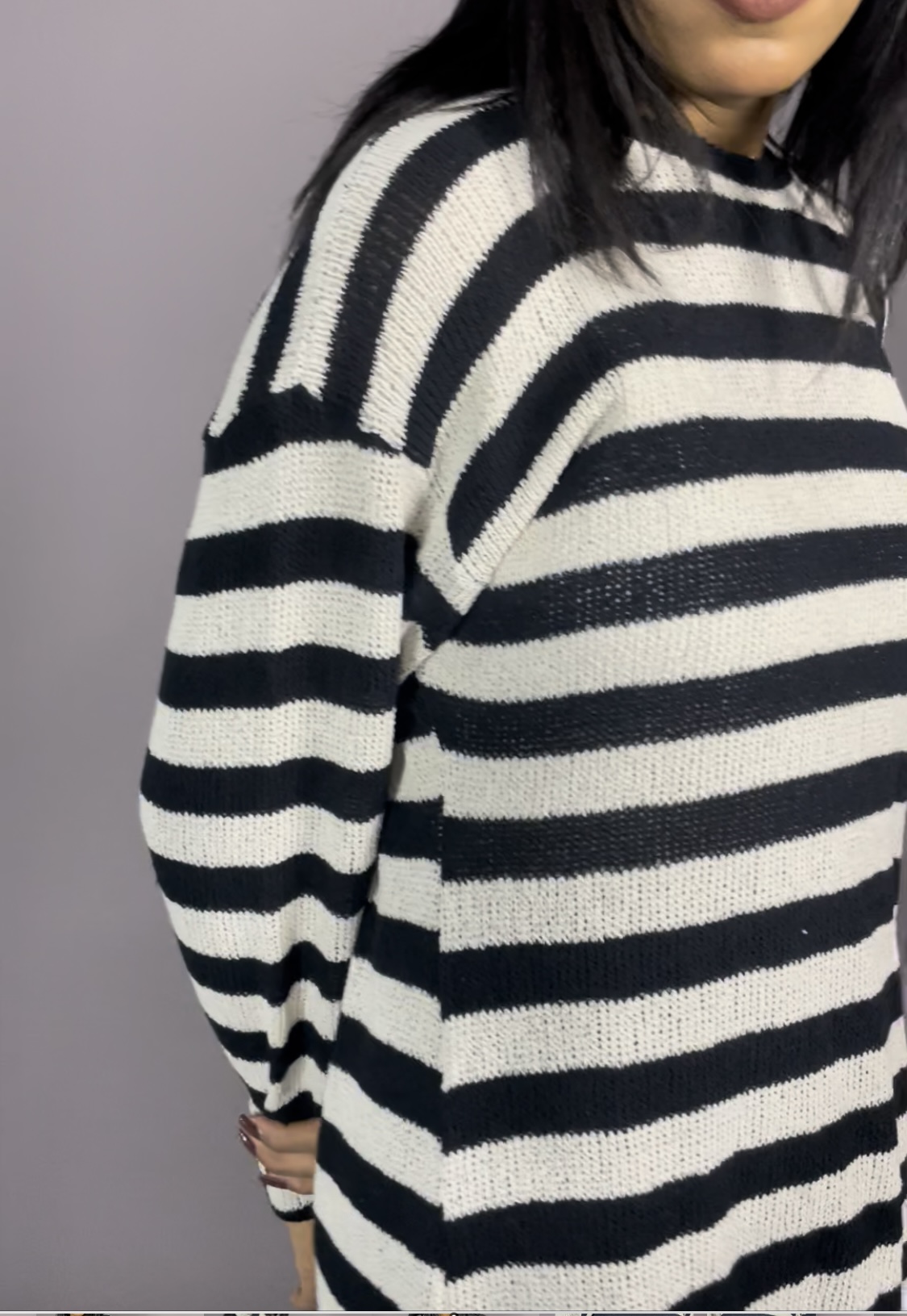 Pull rayé noir et blanc