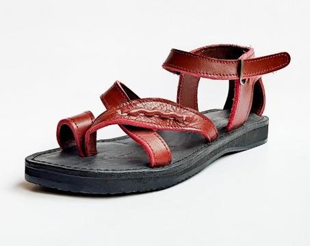 صنادل جلدية لفصل الصيف موديل فانيسا