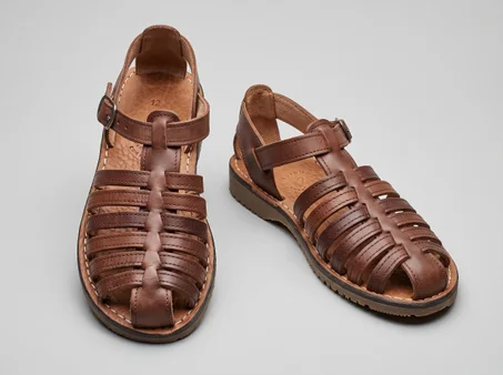 Classic leather sandal – multi-strap design.