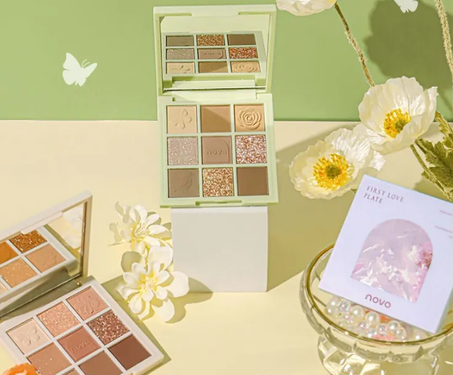 NOVO British Afternoon Tea Series 9 Colours Eyeshadow Palette نوفو  لوحة ظلال عيون مستوحاة من شاي بعد الظهر البريطاني بـ9 ألوان أنيقة