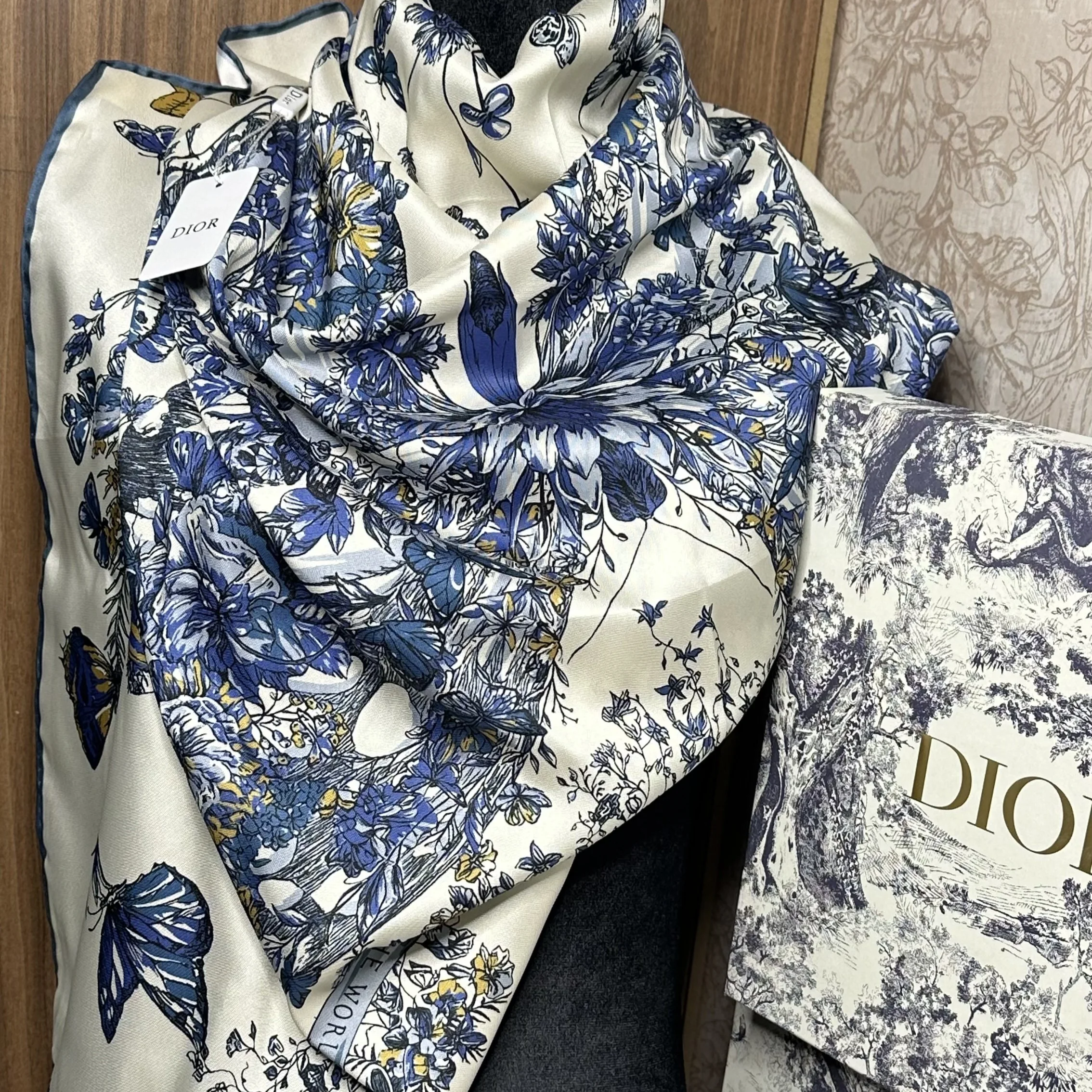 Foulard C.Dior 
