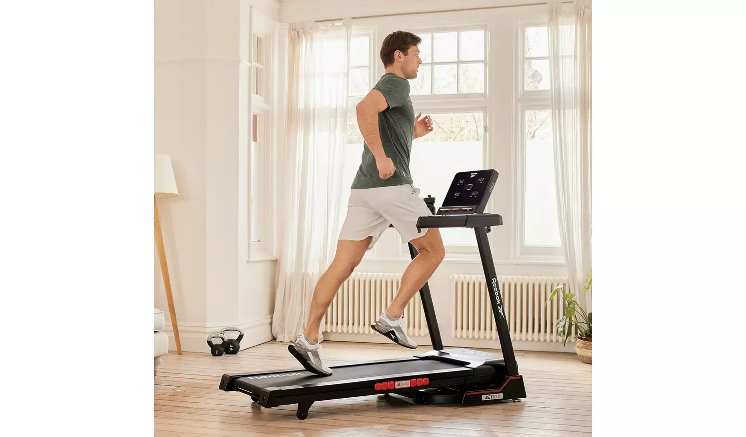 Reebok Jet 100z Folding Treadmill with Connected Fitness
