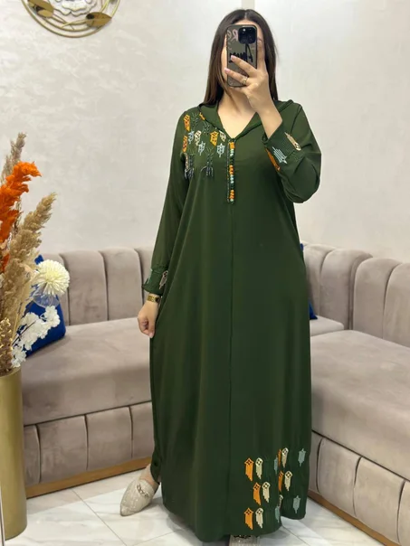 جلابة عصرية بلمسة luis vuitton