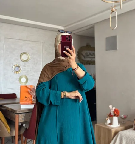 عباية  كريب  أناقة مغربية بلمسة عصرية