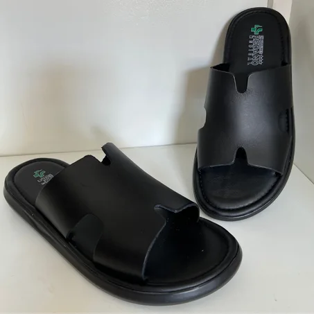 Sandale médical en cuir