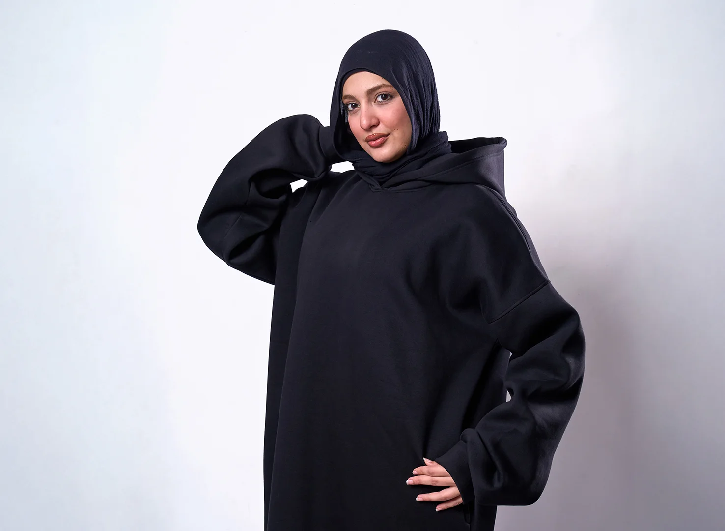 THE STILL DRESS | الساكن