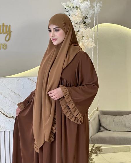 عبائة بنت حوران مع الفولار