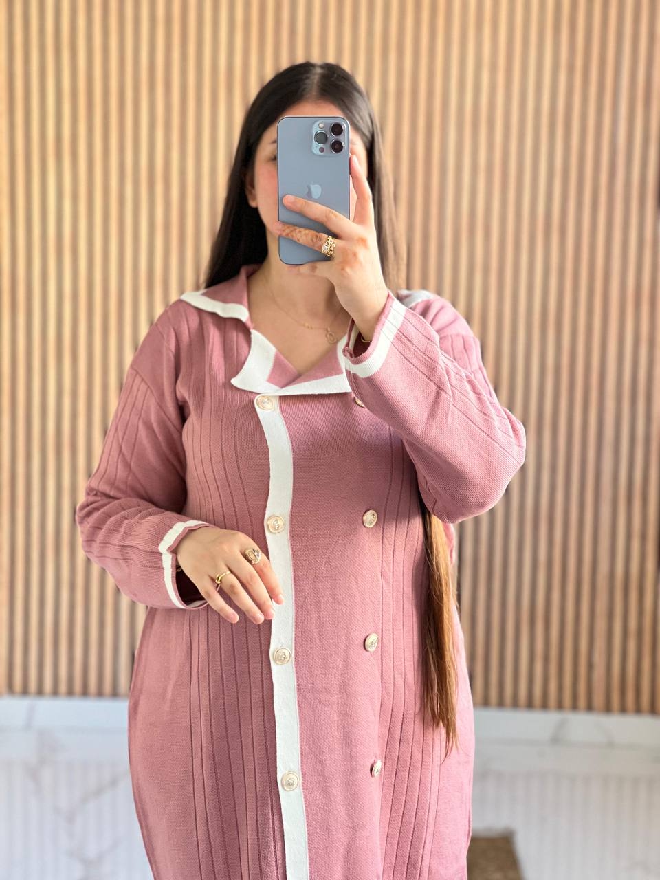 فستان أناقة تركية راقية – تصميم يعكس ثقتكِ وتميزكِ