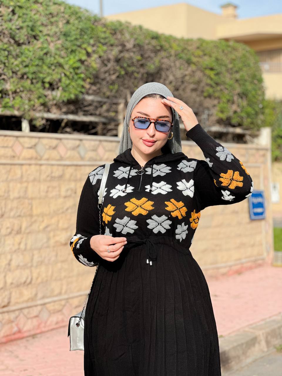 أنصوبل شتوي عصري للبنات – ستايل راقي ولوك شبابي كيخطف الأنظار