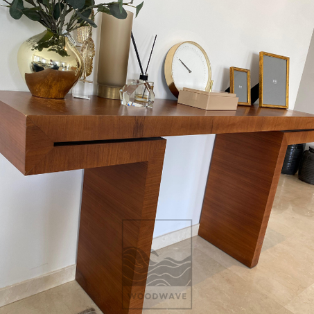 Commode en bois massif