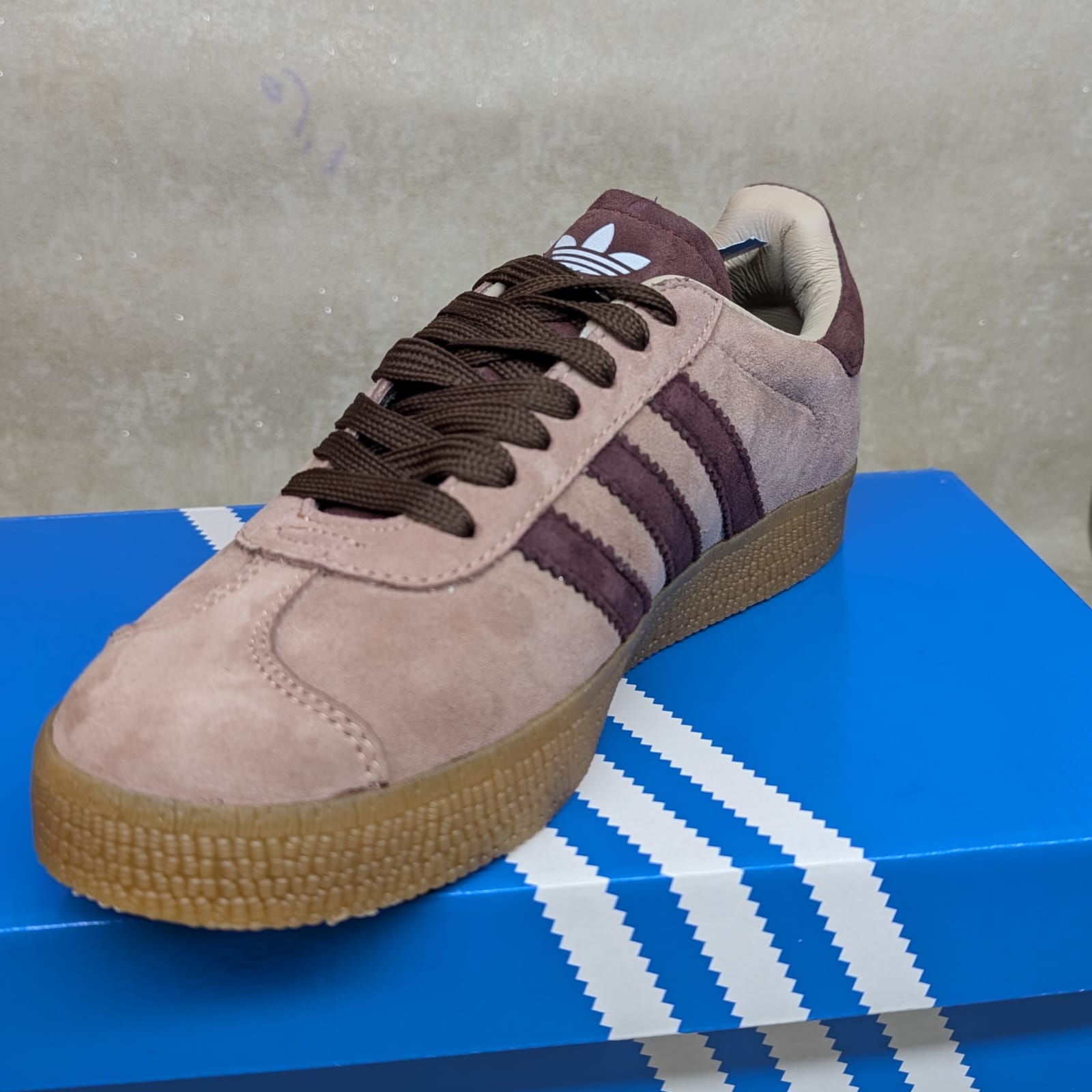 stores/3af25363a49bb06bac7927ee9205a6e0/products/z7xNAeml45btV6kVWbxOsguVbHbcPdUU1tdx0QJD.jpg