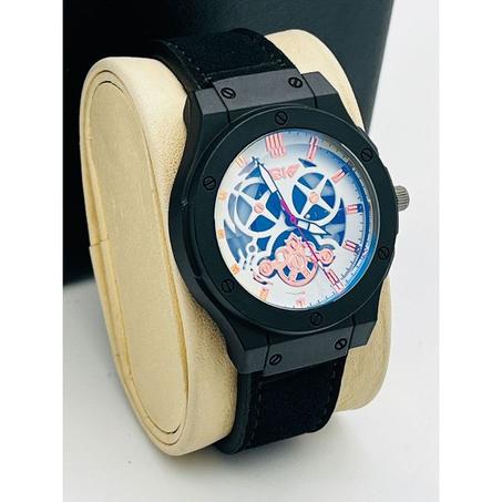 Montre bracelet homme simili daim noire.