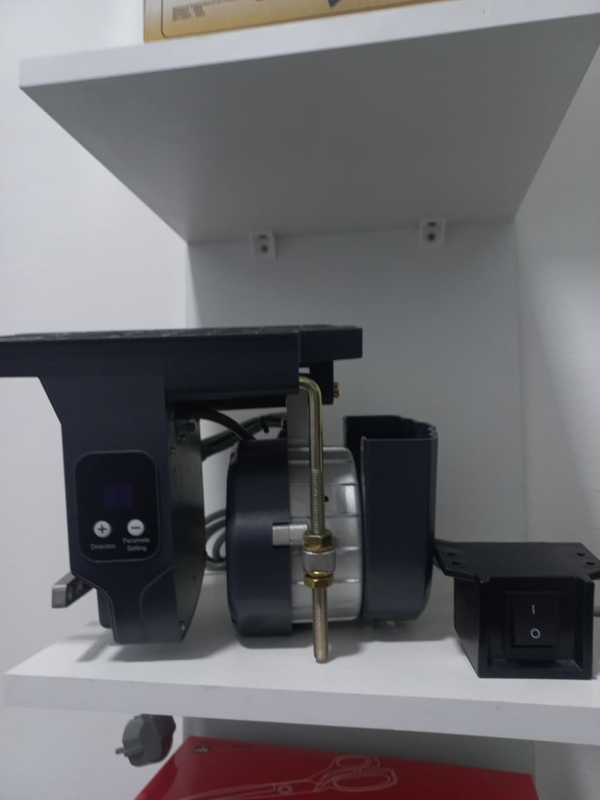 Moteur servo JAKI