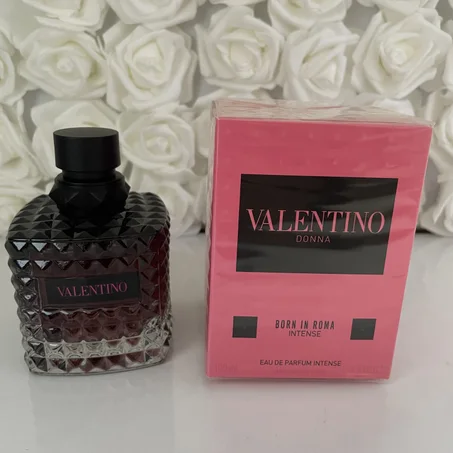 Valentino Donna Born In Roma Intense
