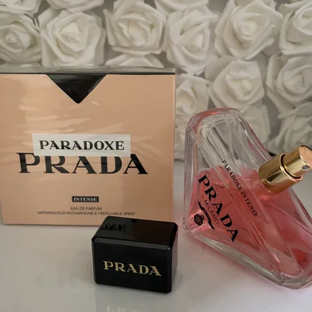 prada paradoxe intense