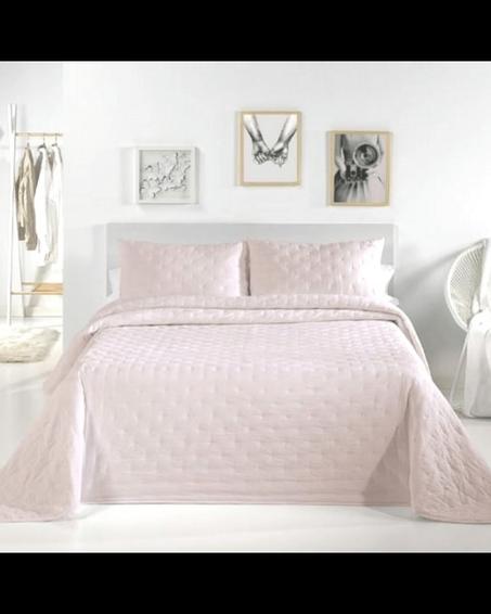 Couvrelit/Couette de la marque POLO-POLO 250x260 cm + 2 oreillers  Couleur : Rose Clair