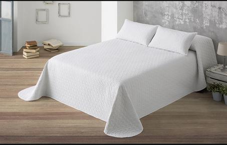 Couvre-lit  boutis LISO UNI Couleur Blanc  de UNIFABRICS comprend 2 Housses d'oreillers