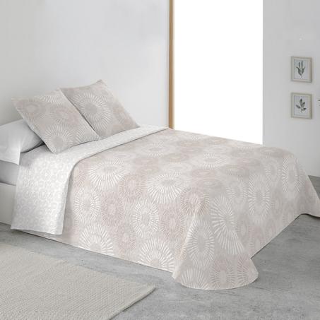 Couvre-lit matelassé  extra doux. Imprimé recto verso 180X270  cm pour lit de 90cm jusqu'a 120 cm