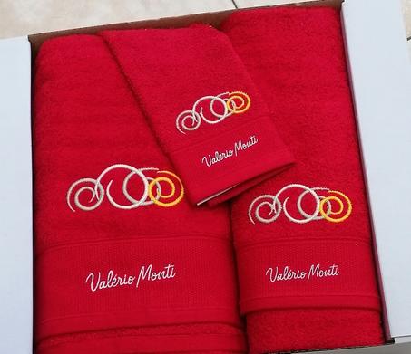 Lot de 3 Serviettes : Ensemble de Bain, 3 pièces, avec Broderie, 100% Coton MADE IN PORTUGAL Couleur : Rouge