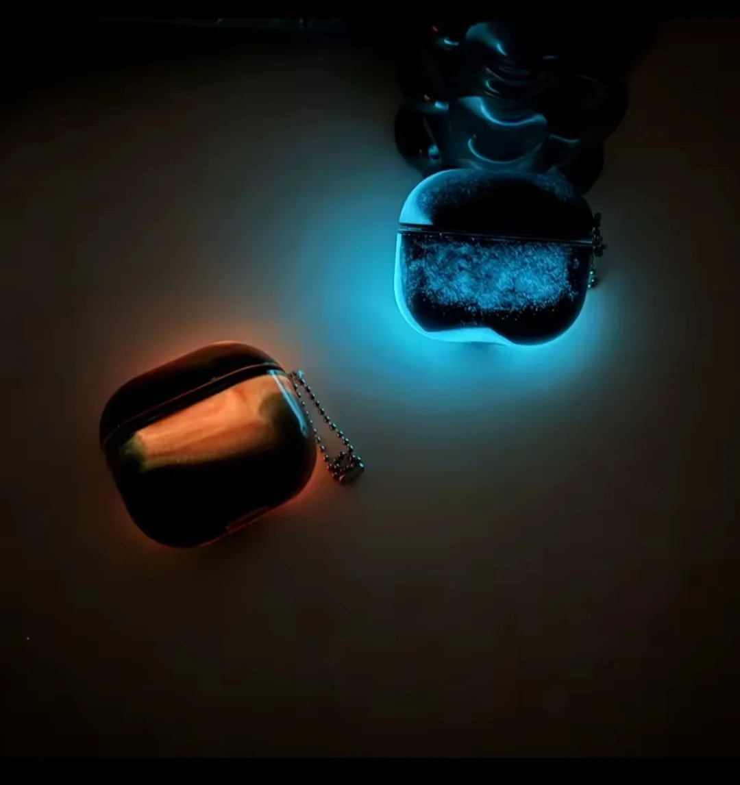 Glow-in-the-Dark Neon Quicksand Case for AirPods