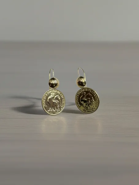 حلقات لويز ذهب عيار 18