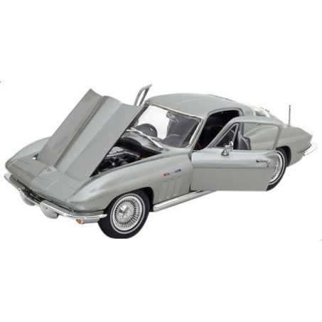 لعبة سيارة سباق شيفروليه للاولاد من مايستو، مقياس 1-18 - فضي