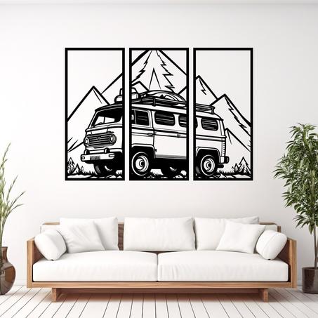 لوحة جدارية على شكل سيارة في اعالي الجبال من الخشب