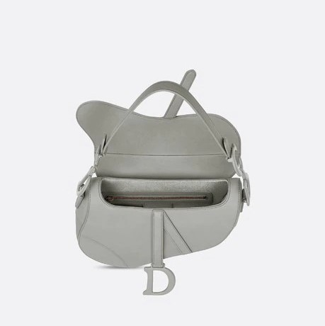 stores/3bd29747eed24f3f661365d0e56f6693/products/5OtBGW6DxmfAY2LWsUnvTcAWwBT2vKisv7lQuxJi.jpeg