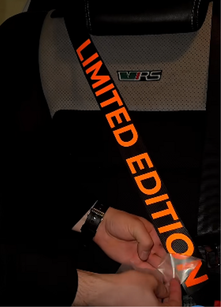 تزيين حزام أمان Limited Edition للسيارات – 2 ب 190 ألف